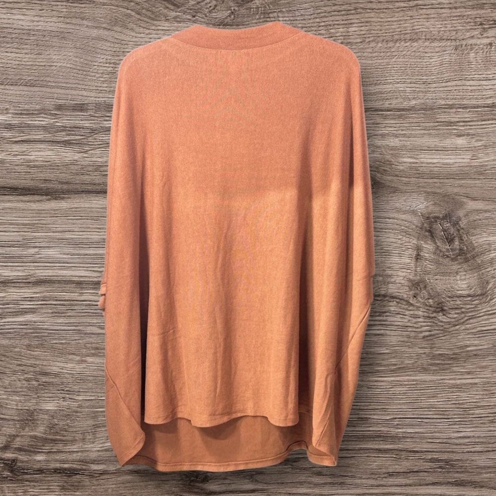 ANDREE BY UNIT Womens Oversized Long Sleeve top - Dolman/Batwing Styled top - Picture 8 of 10